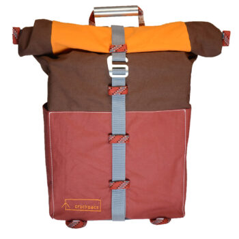 roll-top backpack - explorer pitch E0179